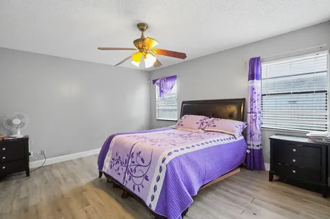 1301 SW 75th Avenue North Lauderdale FL 33068