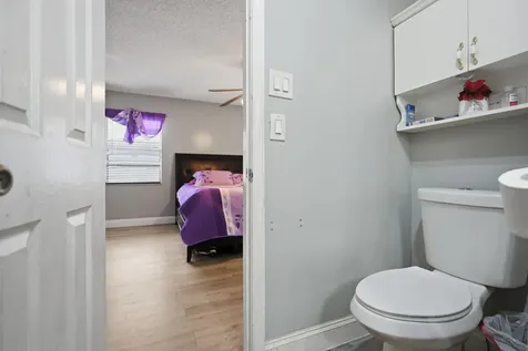 1301 SW 75th Avenue North Lauderdale FL 33068