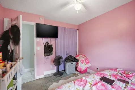 1301 SW 75th Avenue North Lauderdale FL 33068