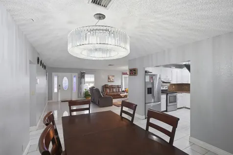 1301 SW 75th Avenue North Lauderdale FL 33068