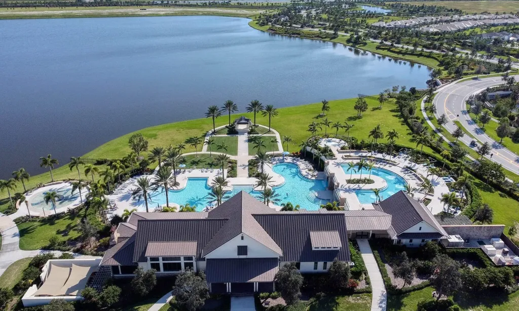 1396 Bushel Creek Crossing Loxahatchee FL 33470