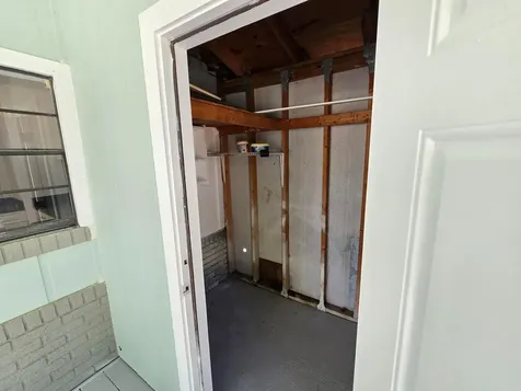1955 10th Place Vero Beach FL 32960
