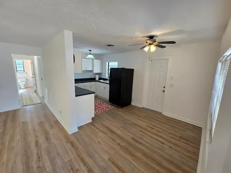 1955 10th Place Vero Beach FL 32960