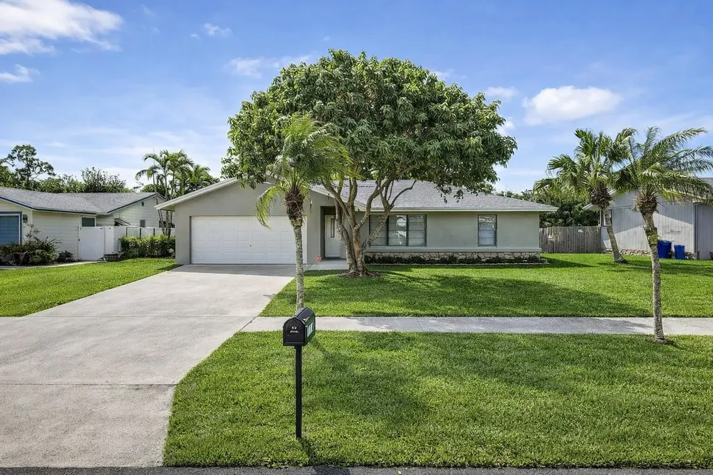 129 Bilbao Street Royal Palm Beach FL 33411