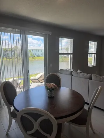 389 Salisbury Circle Fort Pierce FL 34982
