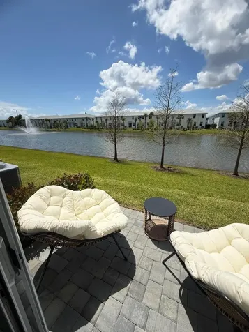 389 Salisbury Circle Fort Pierce FL 34982