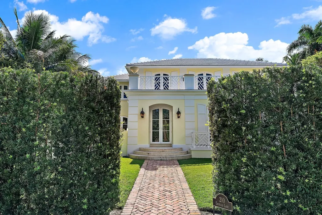210 Emerald Lane Palm Beach FL 33480