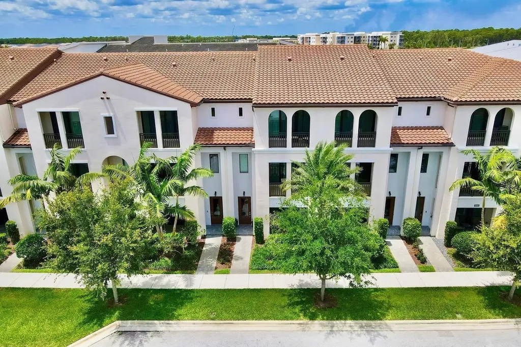 4079 Faraday Way Palm Beach Gardens FL 33418