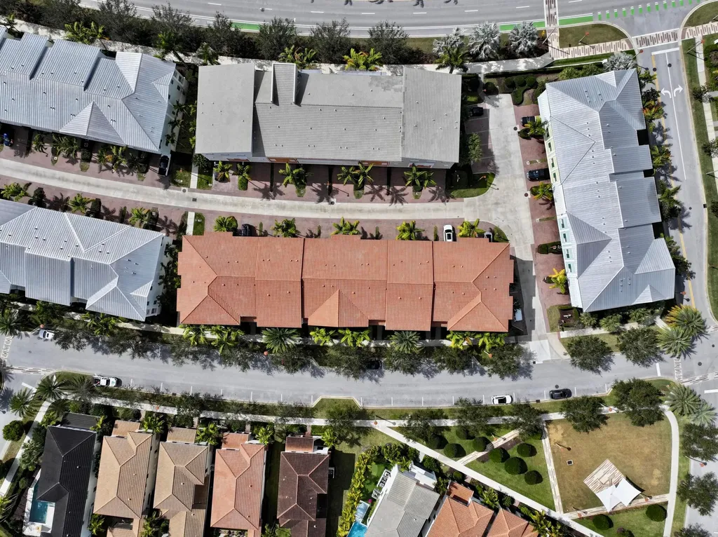 4079 Faraday Way Palm Beach Gardens FL 33418