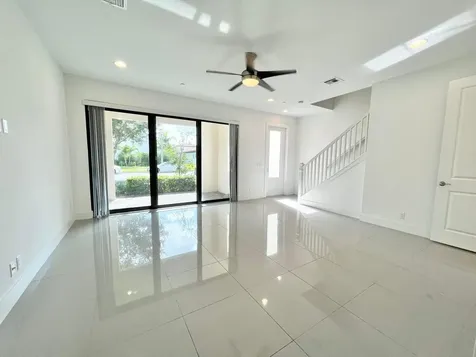 4079 Faraday Way Palm Beach Gardens FL 33418