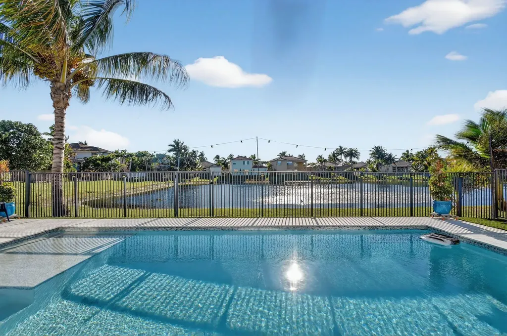6647 Houlton Circle Lake Worth FL 33467