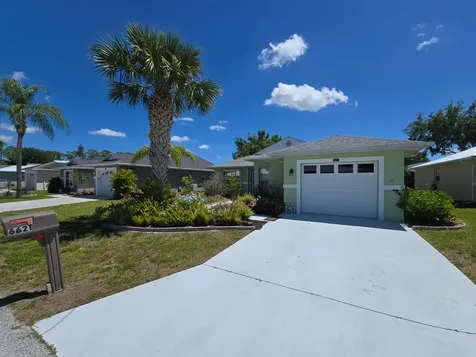 6621 Picante Circle Fort Pierce FL 34951