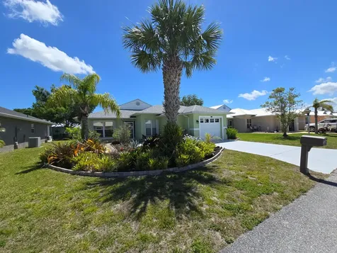 6621 Picante Circle Fort Pierce FL 34951