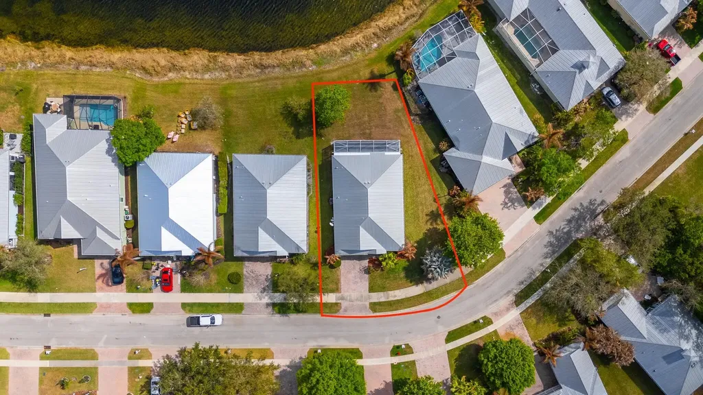 615 NE Canoe Park Circle Port St Lucie FL 34983
