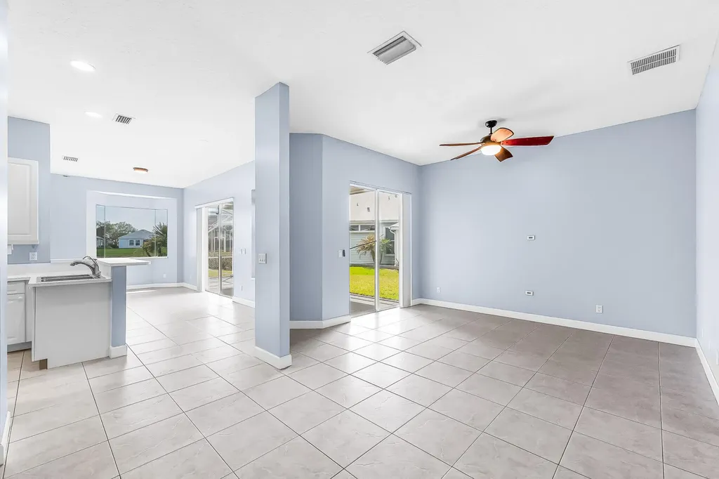 615 NE Canoe Park Circle Port St Lucie FL 34983