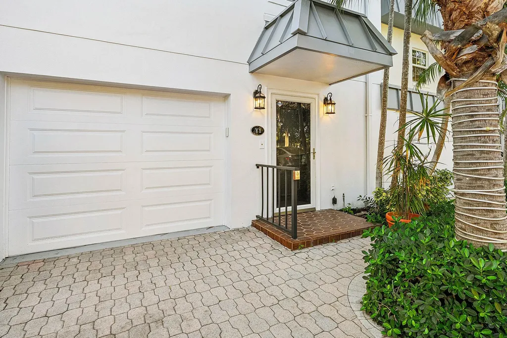 2000 S Ocean Boulevard Delray Beach FL 33483