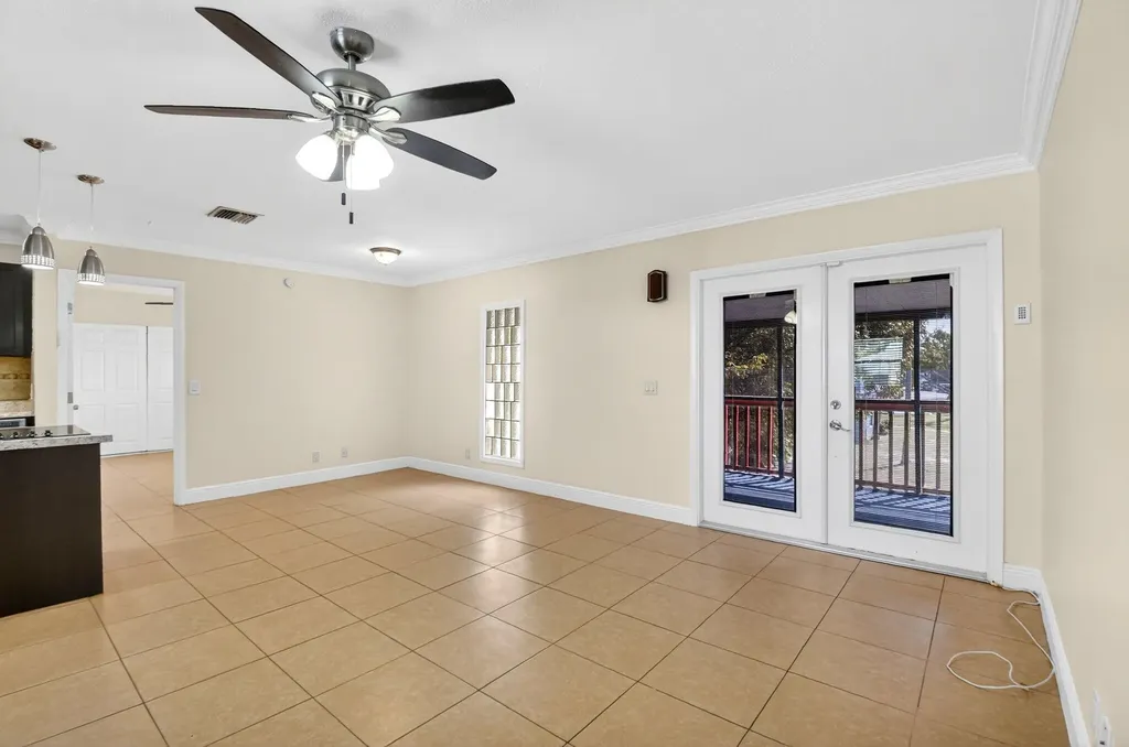 18 Crossings Circle Boynton Beach FL 33435