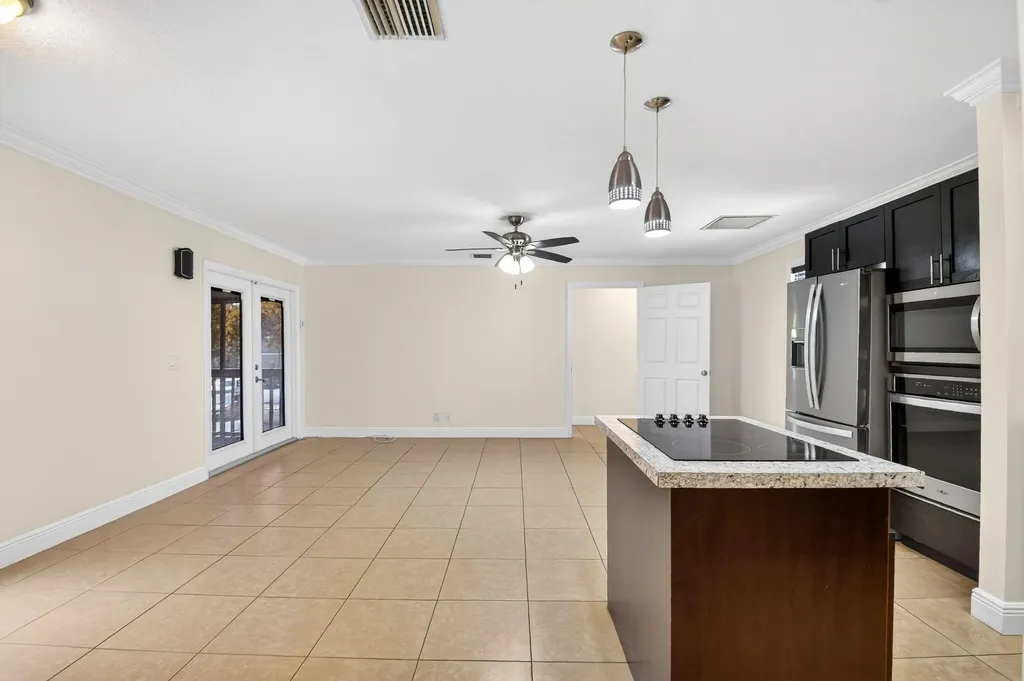 18 Crossings Circle Boynton Beach FL 33435