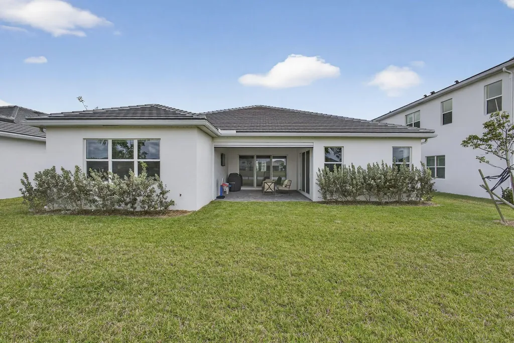 15234 Wildwood Circle Westlake FL 33470