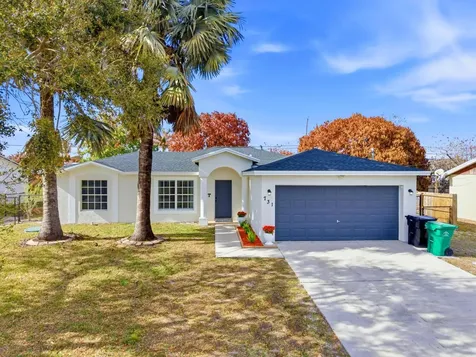 731 SW Bond Road Port St Lucie FL 34953