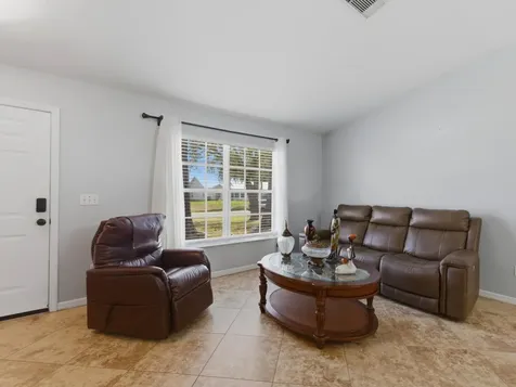 731 SW Bond Road Port St Lucie FL 34953