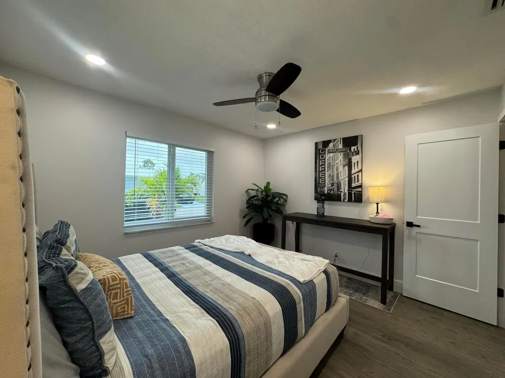 108 SW 9th Street Boynton Beach FL 33426