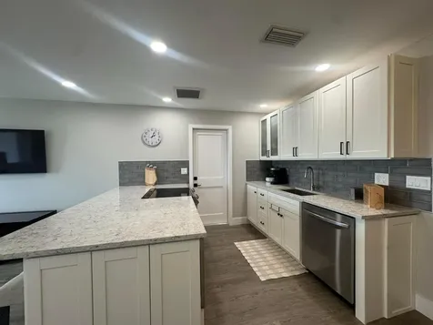 108 SW 9th Street Boynton Beach FL 33426