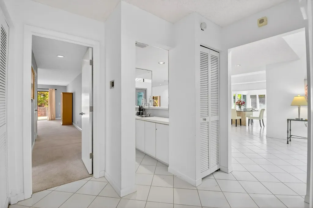 35 Glens Drive E Boynton Beach FL 33436