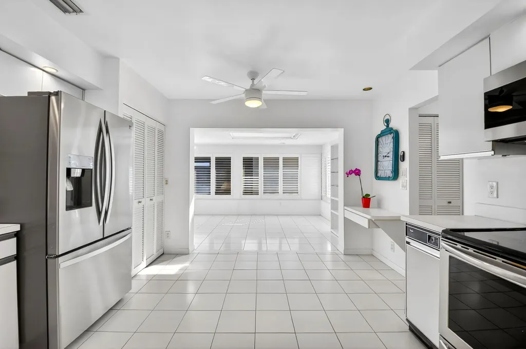35 Glens Drive E Boynton Beach FL 33436