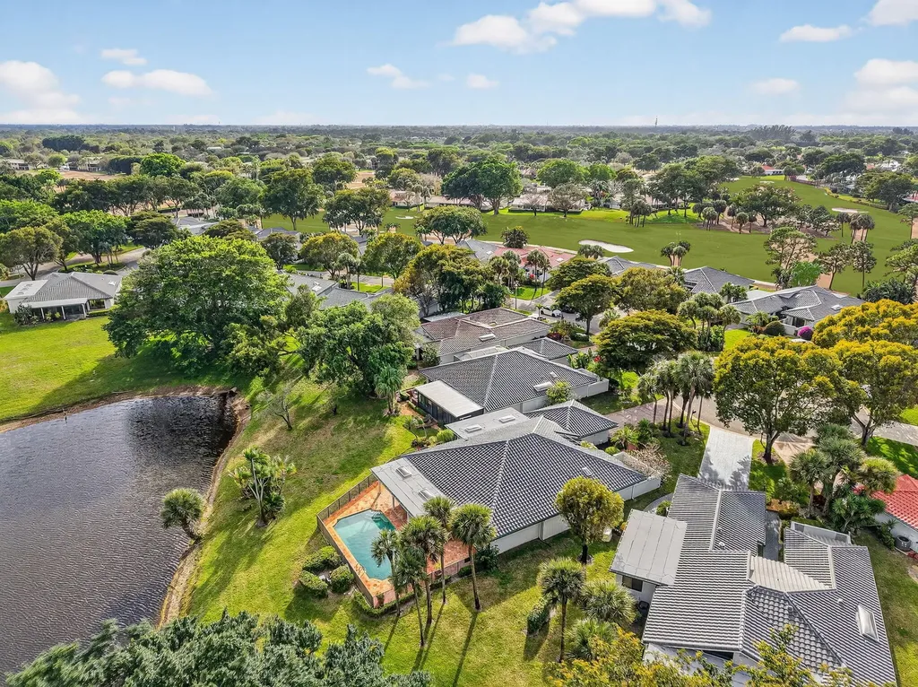 35 Glens Drive E Boynton Beach FL 33436
