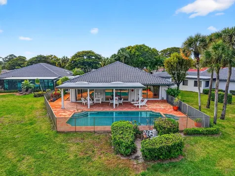 35 Glens Drive E Boynton Beach FL 33436