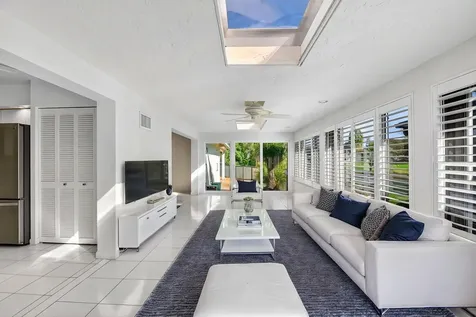 35 Glens Drive E Boynton Beach FL 33436