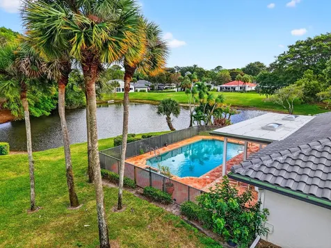 35 Glens Drive E Boynton Beach FL 33436