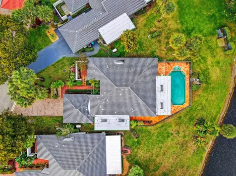 35 Glens Drive E Boynton Beach FL 33436