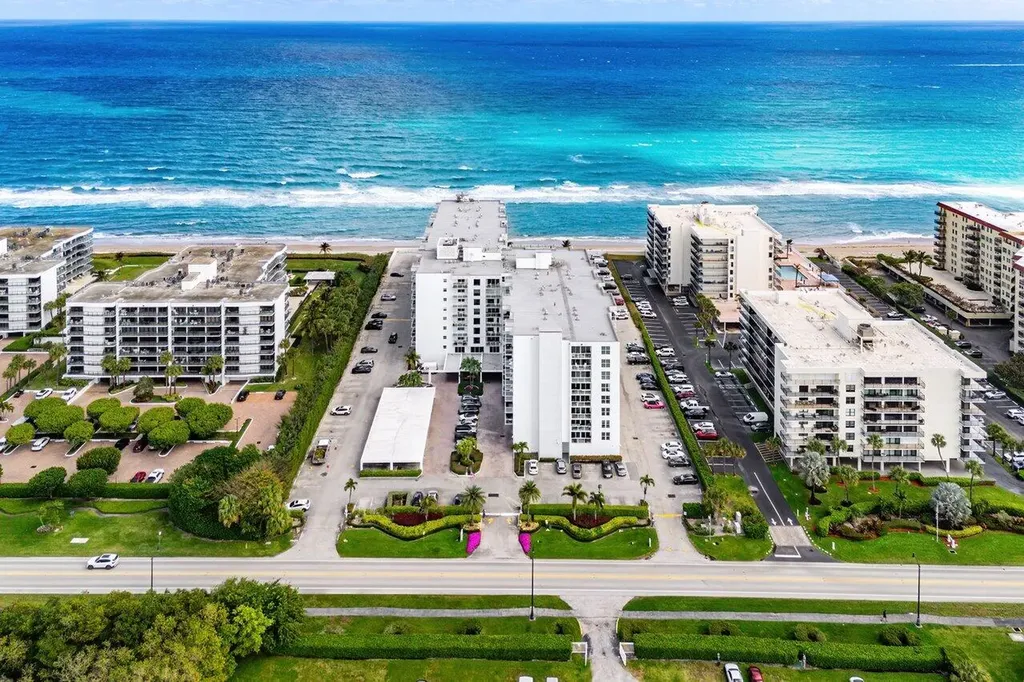 3450 S Ocean Boulevard Palm Beach FL 33480