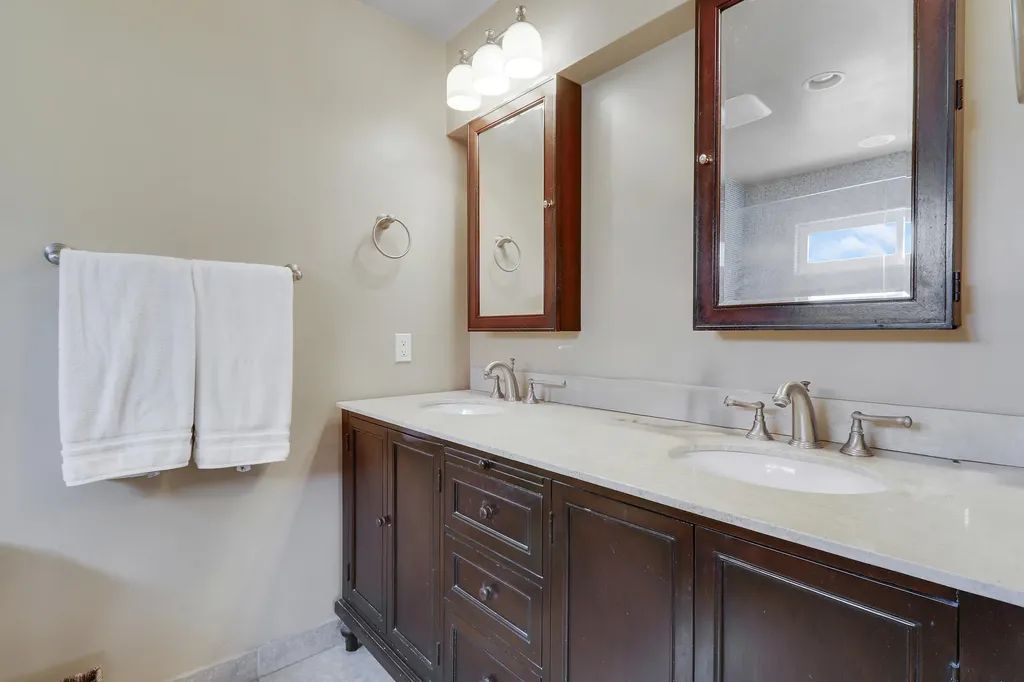 856 Country Club Drive North Palm Beach FL 33408