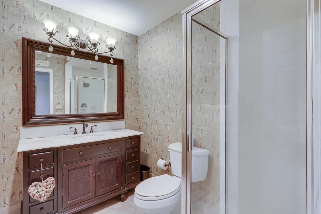 856 Country Club Drive North Palm Beach FL 33408