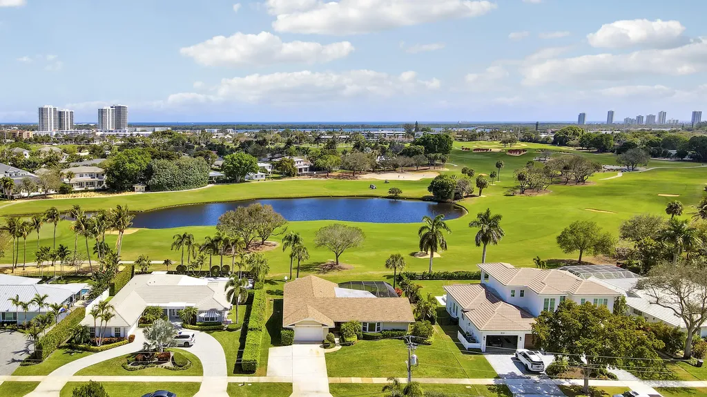 856 Country Club Drive North Palm Beach FL 33408