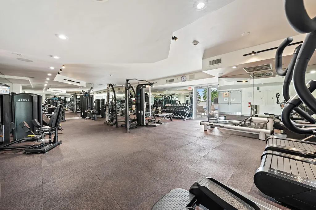 1551 N Flagler Drive West Palm Beach FL 33401
