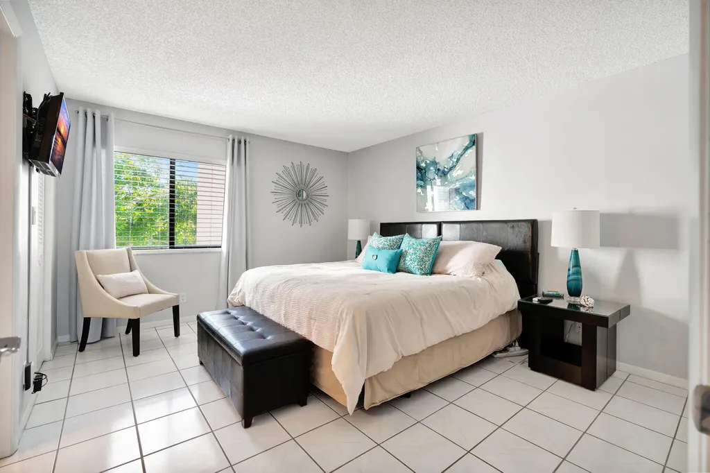 1605 S Us Highway 1 Jupiter FL 33477