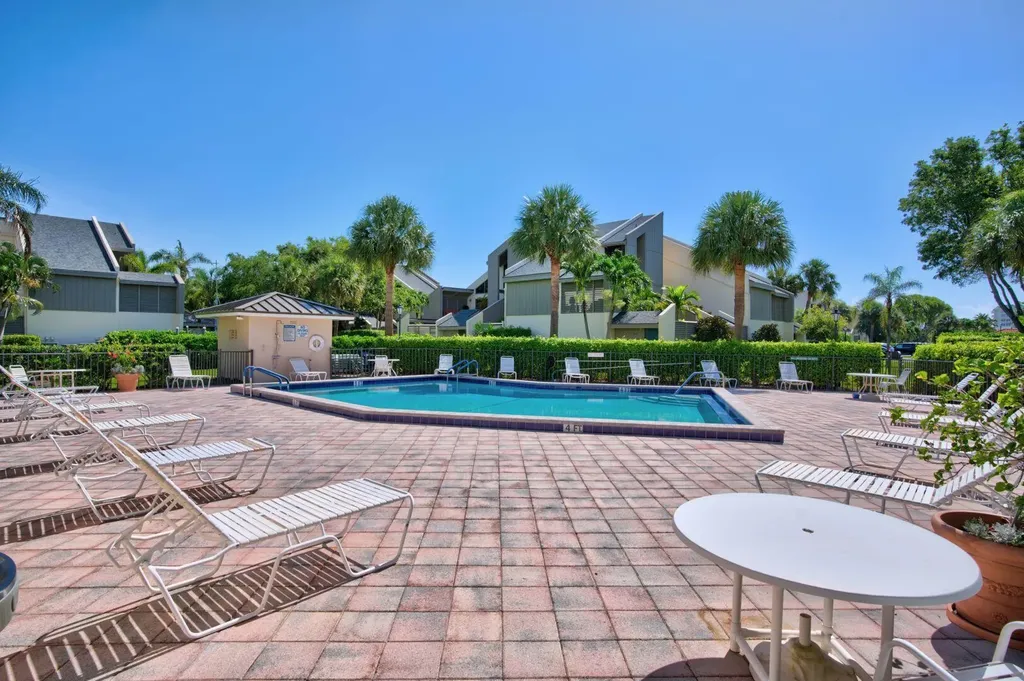 1605 S Us Highway 1 Jupiter FL 33477
