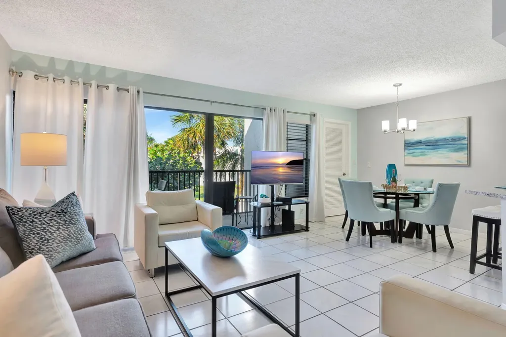 1605 S Us Highway 1 Jupiter FL 33477