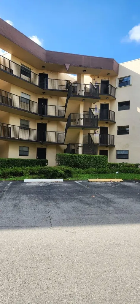 6555 W Broward Boulevard Plantation FL 33317