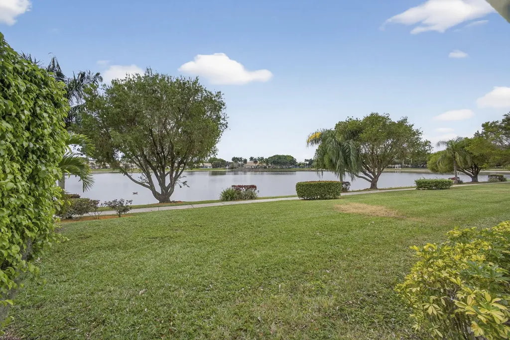 10726 Pelican Drive Wellington FL 33414