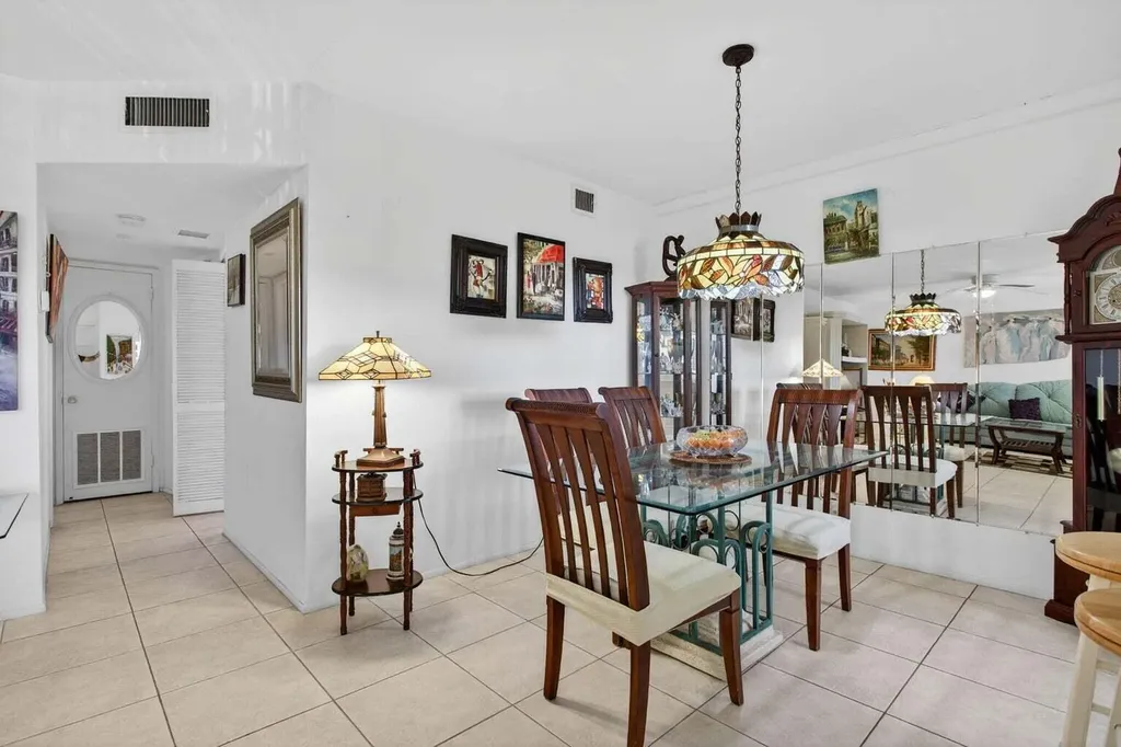 100 SE 6th Avenue Pompano Beach FL 33060