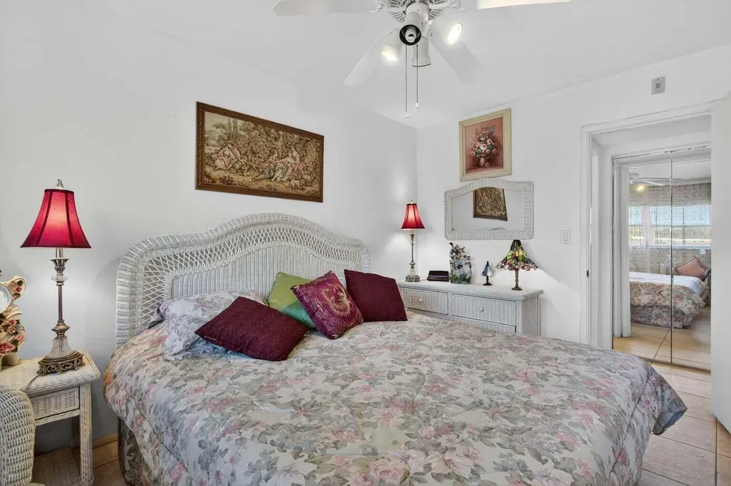 100 SE 6th Avenue Pompano Beach FL 33060