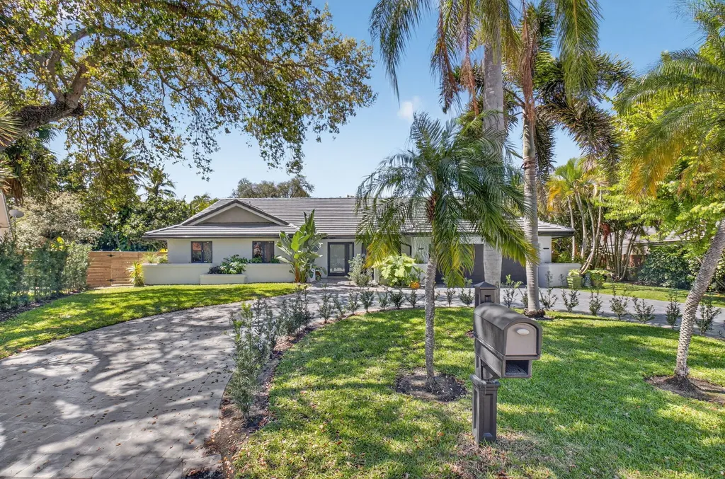 2200 SW 36th Terrace Delray Beach FL 33445