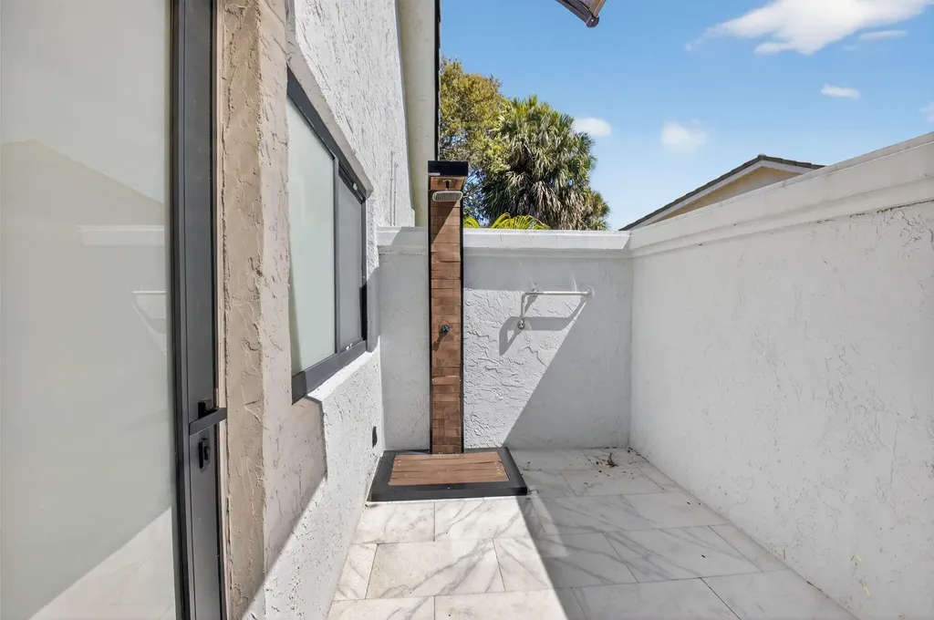 2200 SW 36th Terrace Delray Beach FL 33445