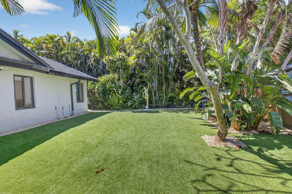 2200 SW 36th Terrace Delray Beach FL 33445