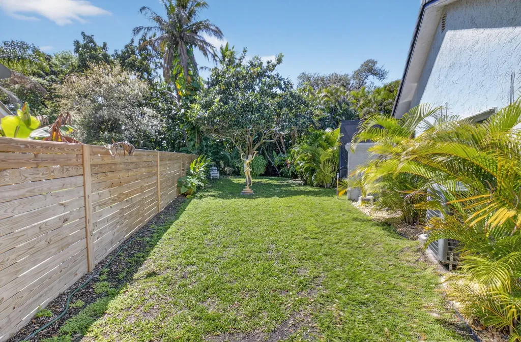 2200 SW 36th Terrace Delray Beach FL 33445